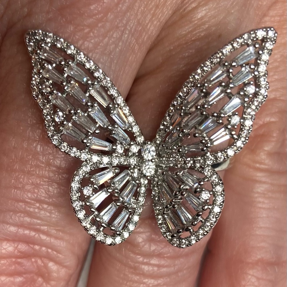Swarovski Crystals Butterfly Stainless Steel Ring Adjustable Sizes 5.5-7.5 NWOT